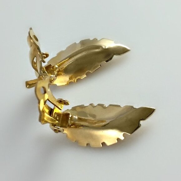 Vintage 12k Gold Filled Leaf & Pearl Earrings - Cultured Freshwater Pearls - Picture 5 of 5